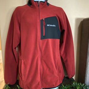 Price is firm. Men’s Columbia zip up